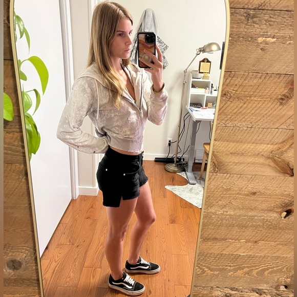 7 For All Mankind Mid-Rise Cutoff Shorts in Black - Picture 11 of 15